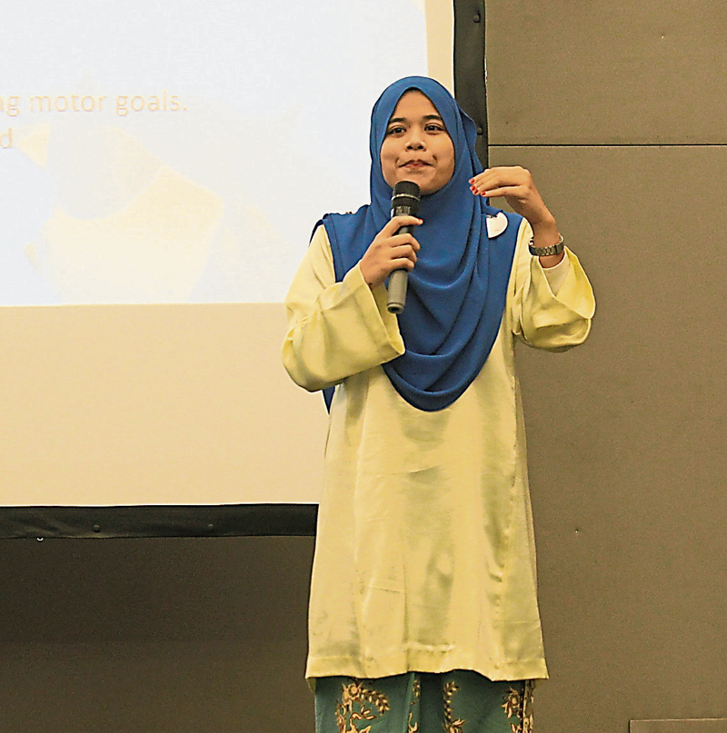 库娜祖拉胡斯娜(Ku Nazurah Husna)
