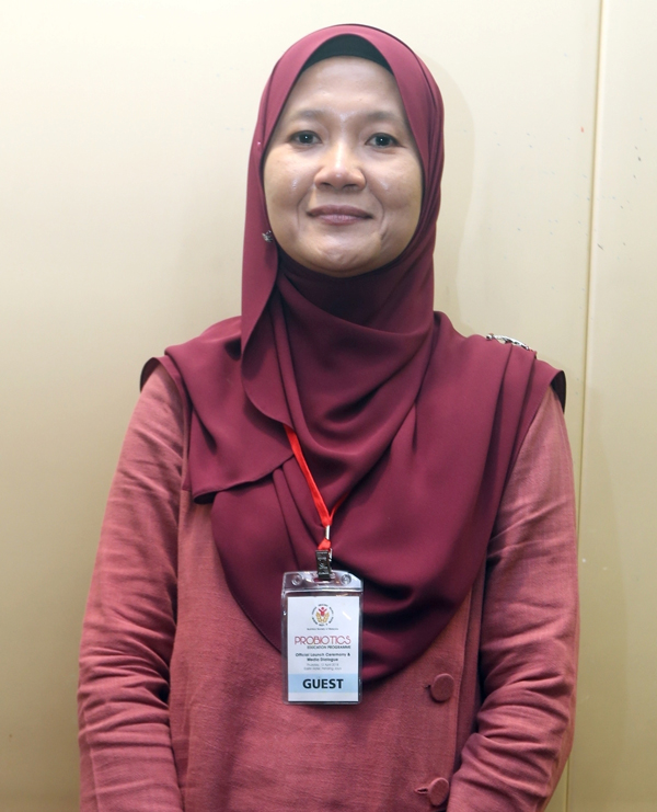罗茜达博士(Rosita Jamaluddin)