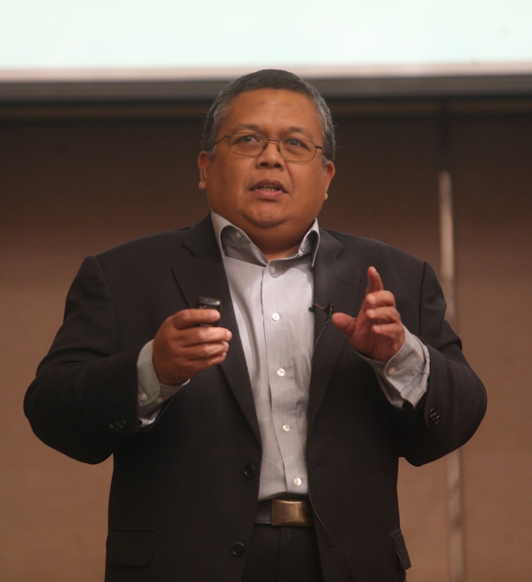 阿米尔(Amir Hamzah)