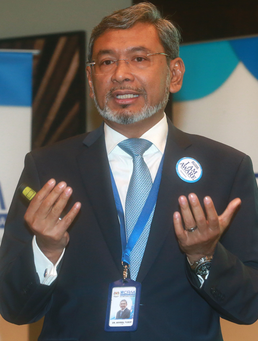阿克玛医生(Akhmal Yusof)