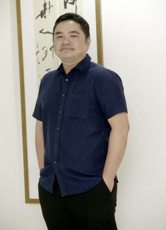 郑应平 / 助听器先“上场”数月 听不清才植人工耳蜗
