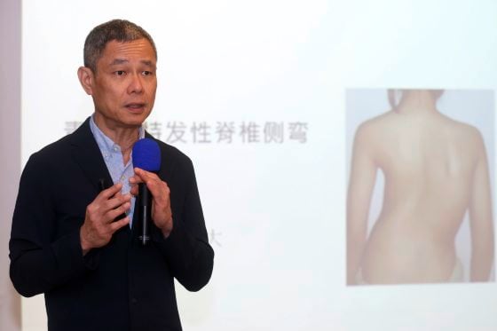 压迫坐骨或马尾神经 椎间盘突出才需动手术