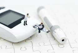 问医-唐云华-多饮多尿口干舌燥 典型糖尿病症状 中老年最常见